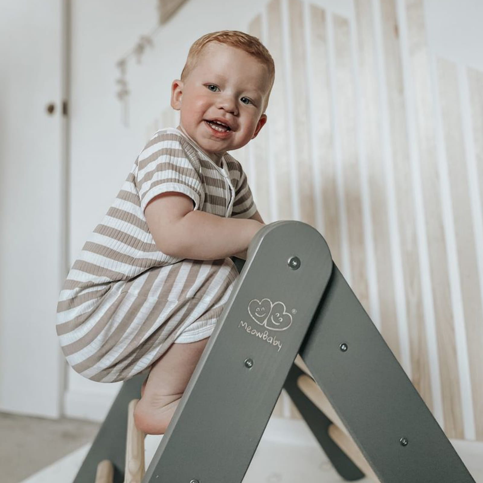 Pikleri Wooden Climbing Ladder - Gray - Image 10