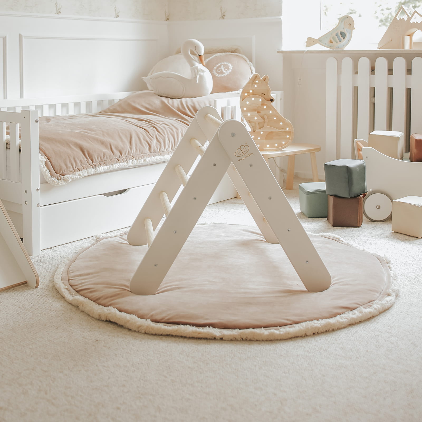 Pikleri Wooden Climbing Ladder - White - Image 8