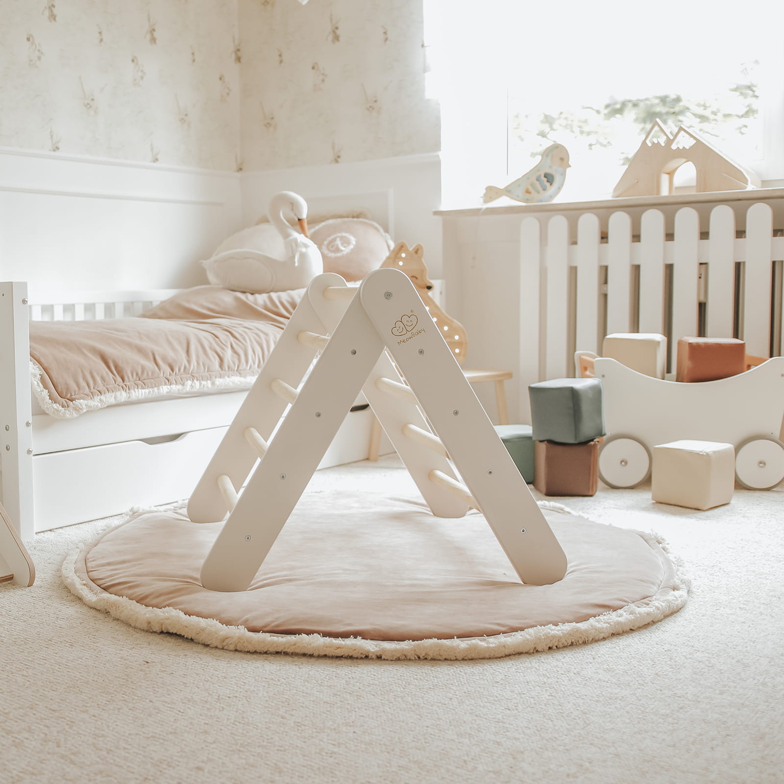 Pikleri Wooden Climbing Ladder - White - Image 9