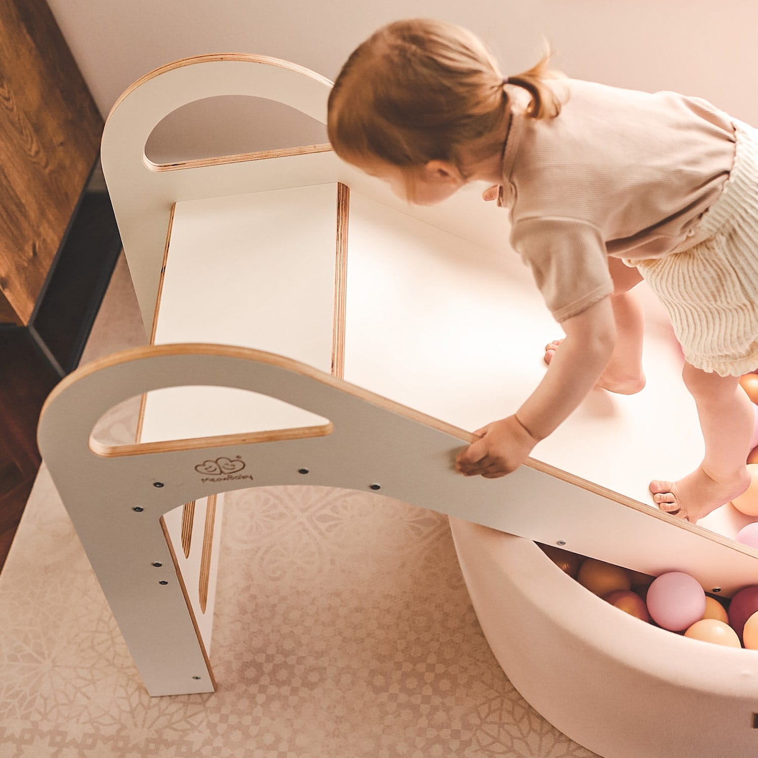 Puidust Scandi siseruumide liumägi lastele 87x46 cm - Pilt 9