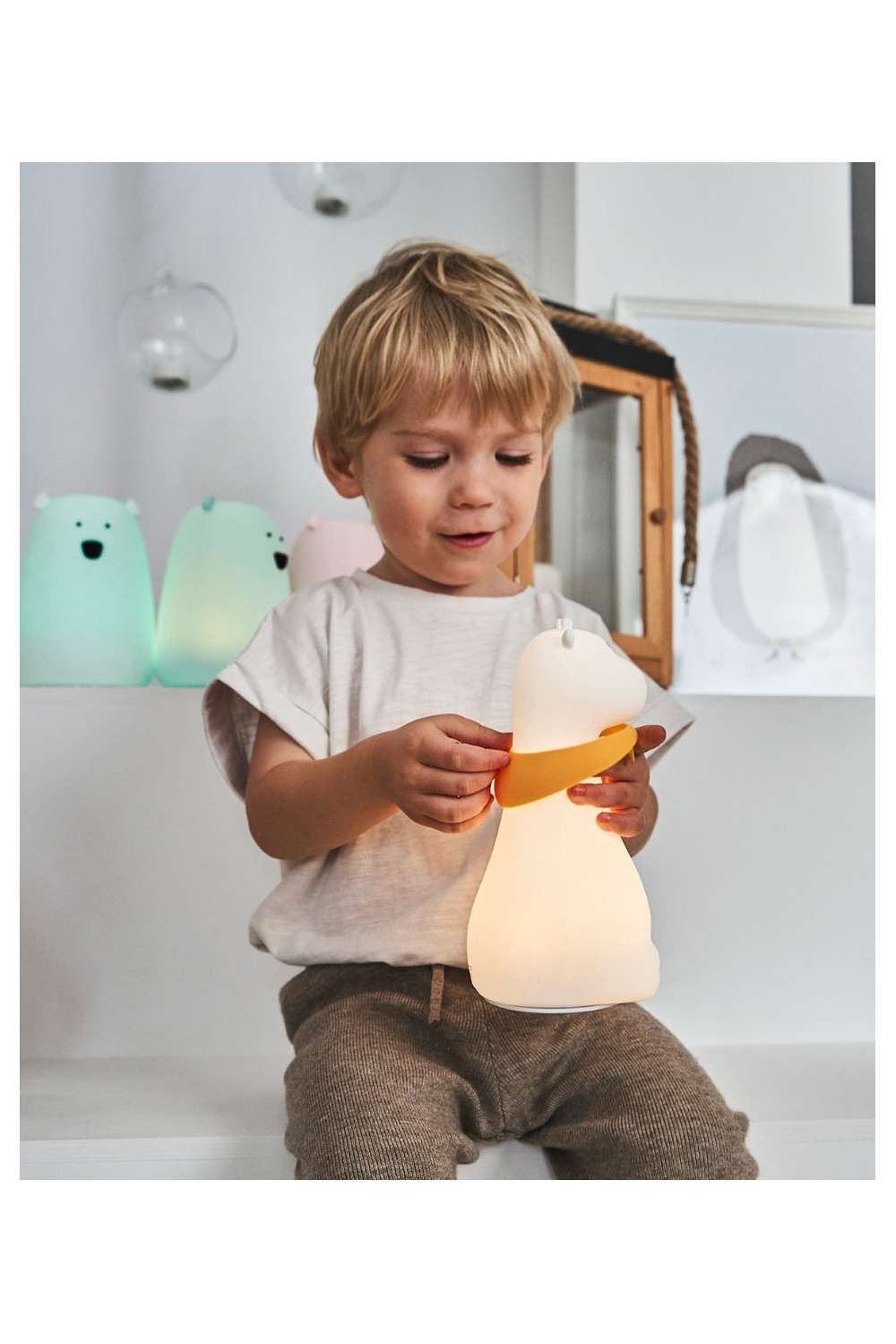 Kaelkirjakukujuline silikoonlamp - valge - Pilt 5