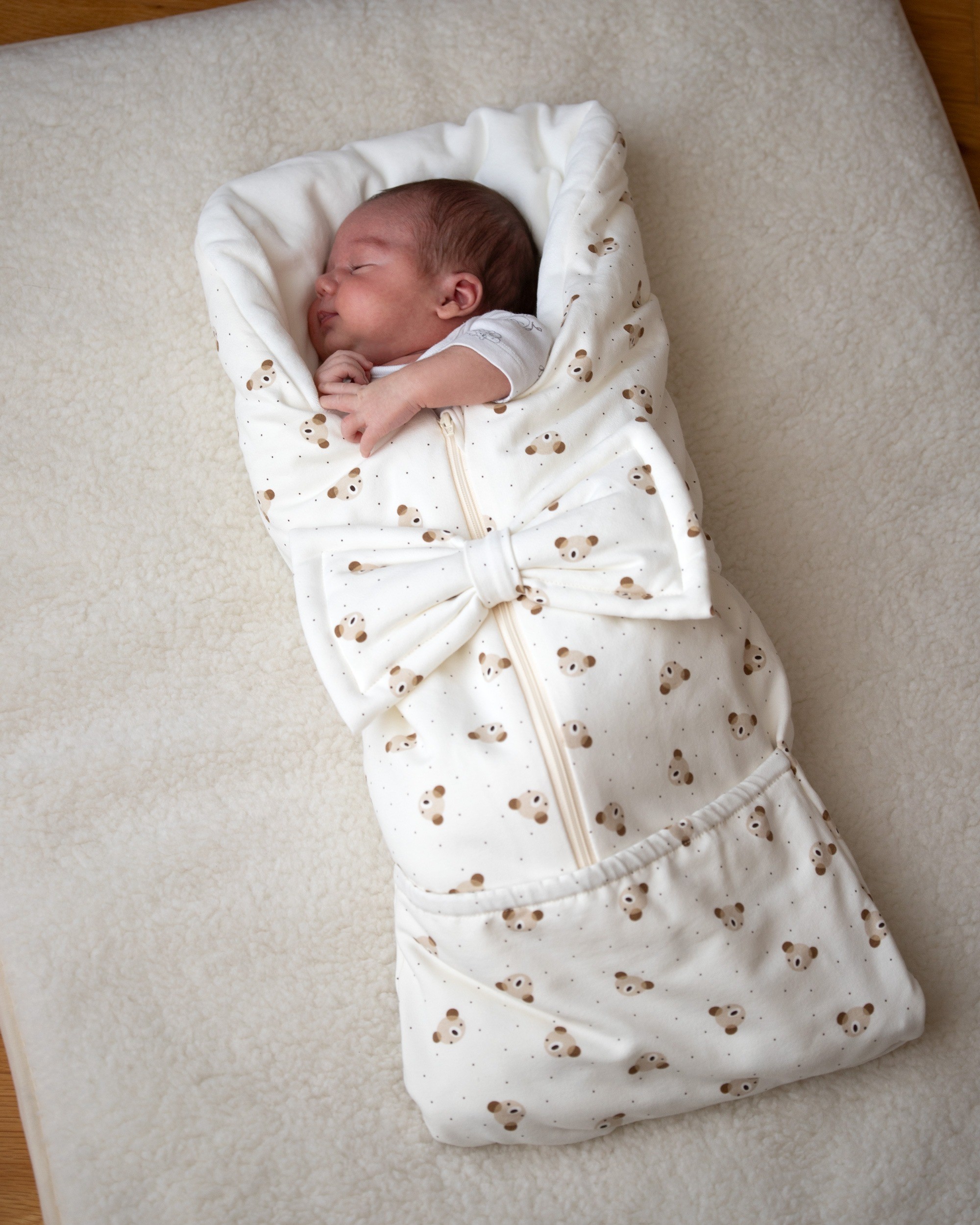 Baby Sleeping Bag and Blanket with Fringe – Beige/White, 0–6 Months - Image 3